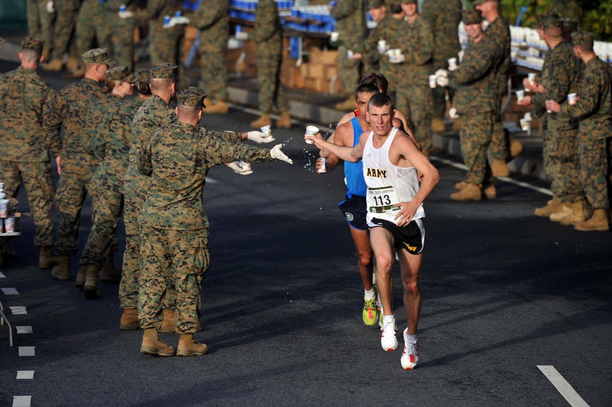 Marathon_Marine_Corps_uniforms